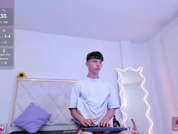 Profile of aron_tay