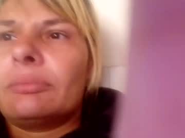 Molly_Tanya