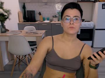 Chloe_X_