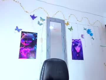 Emilly_Coper18