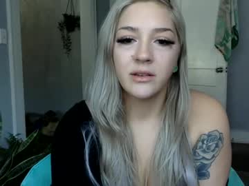 Cherrykiwibaby Chaturbate profile image