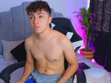 Aron__Cooper
