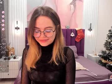 Kelly_Cuutie