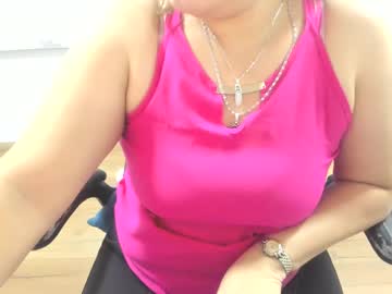 1lucy_Watts Chaturbate profile image