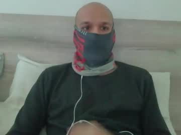 Thetubedscarfguy