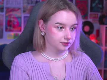 Profile of red_queeen