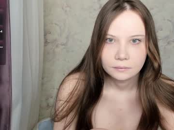 Angel_Doll585