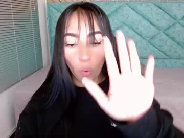 Amber_Morgan1