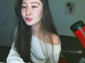 Rebecca_Demure18