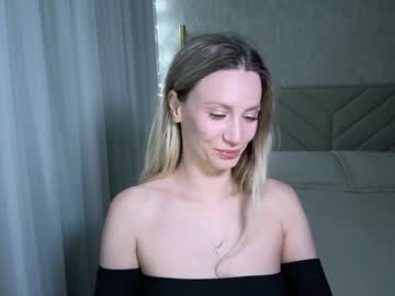 Alicewonders_