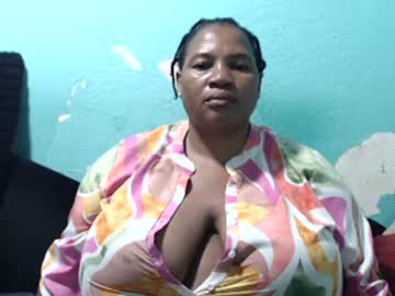 Nastybustylisaxx