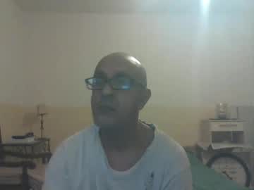 Moment71200 Chaturbate profile image