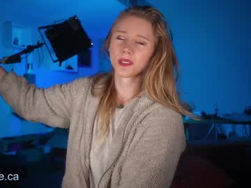 Julia_Jane