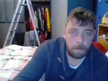 Pug2222