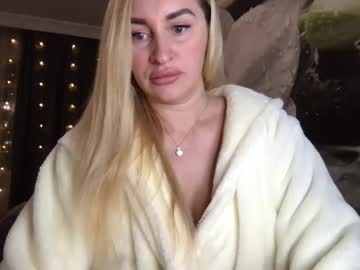Tosyna07555 Chaturbate profile image
