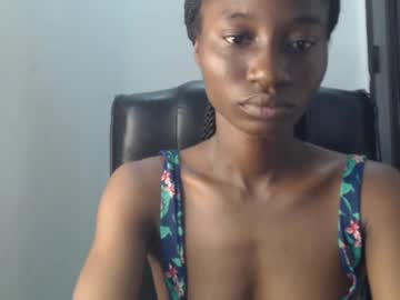 Profile of ebonyxx_petite