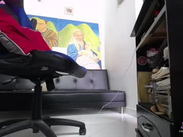 Profile of furrylatinartist