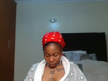 Miss_Kiarrafit