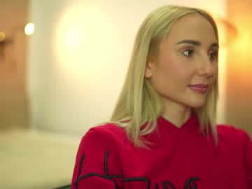 Profile of blondiefromtheblock