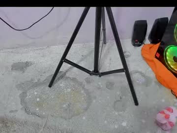 Lisa_Mahun72
