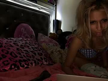 Profile of buttercupbimbo