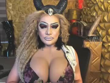 Profile of queenofpainsasha