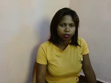 Profile of carellehot