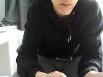 Profile of hungandhorny100