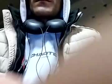 Titanik320xxe Chaturbate profile image