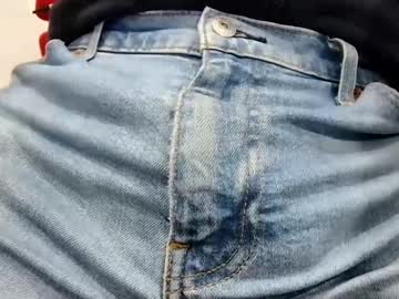 Giovaa_23 Chaturbate profile image