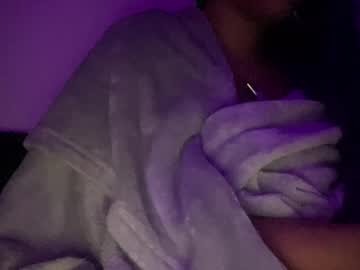 Profile of th33h0neyb33