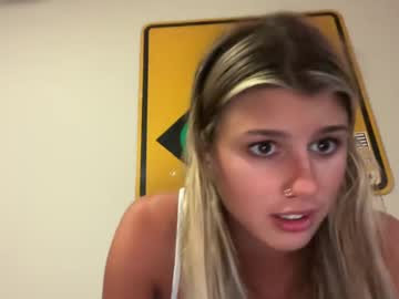 Profile of leaholeary02