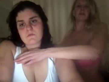 2brokeegrlzz Chaturbate profile image