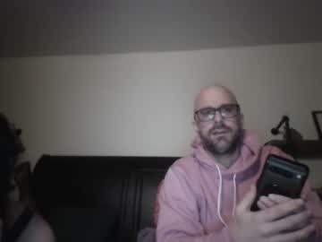 Profile of curvybratandherdude