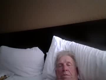 Joeislooking4u2now Chaturbate profile image