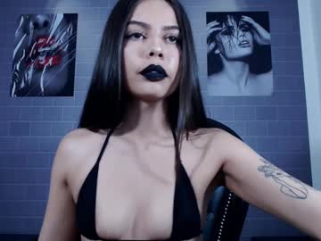 Aleesha_Cameron02