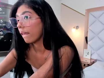 Nickymills_1 Chaturbate profile image