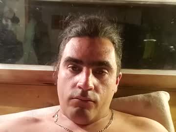 Apparemment1992 Chaturbate profile image