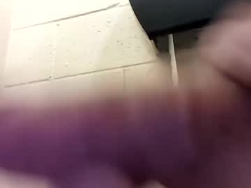 Roberth646621935 Chaturbate profile image