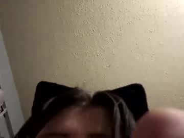 Profile of a1yxoxo