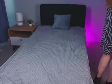 Profile of moon__room