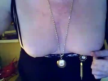 Profile of auntys_secret_cd