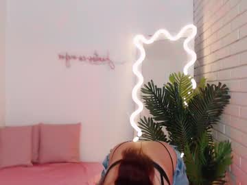 Naomy_Tay1