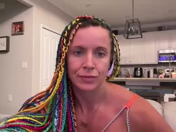 Flexing_Jessi