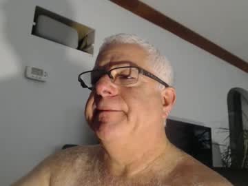 Zoomies2025 Chaturbate profile image