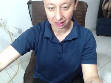 Milf_Valeria