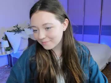 Profile of alluringeyess