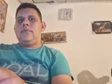Yefer32 Chaturbate profile image