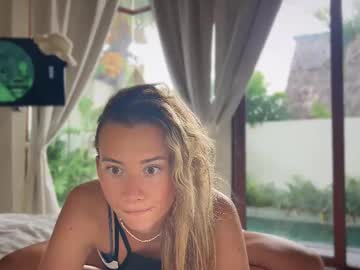 Profile of lorygoddess