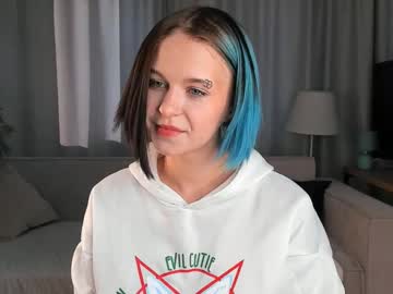 Profile of she_well